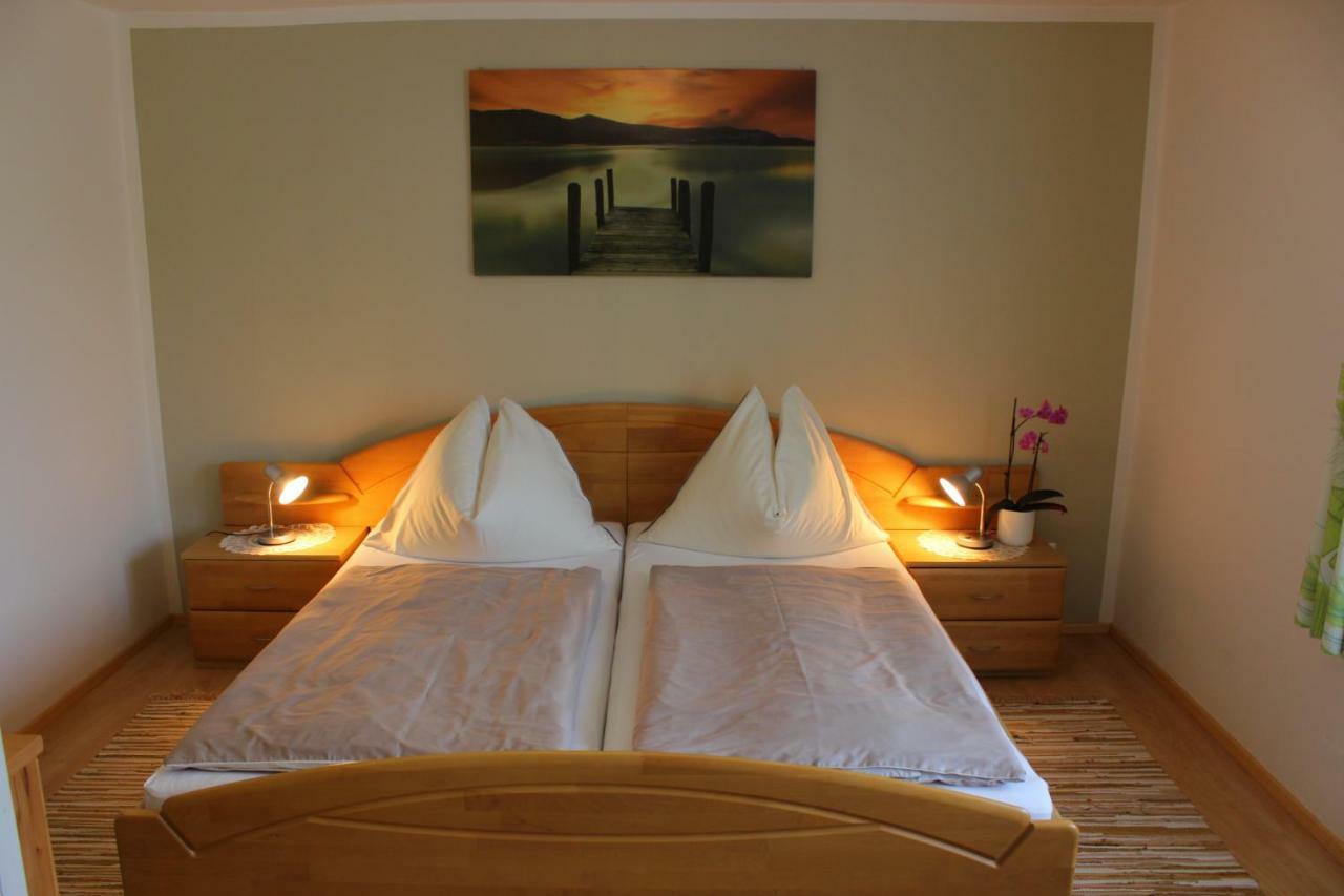 Kusternighof Hotel Velden am Wörthersee Exterior photo