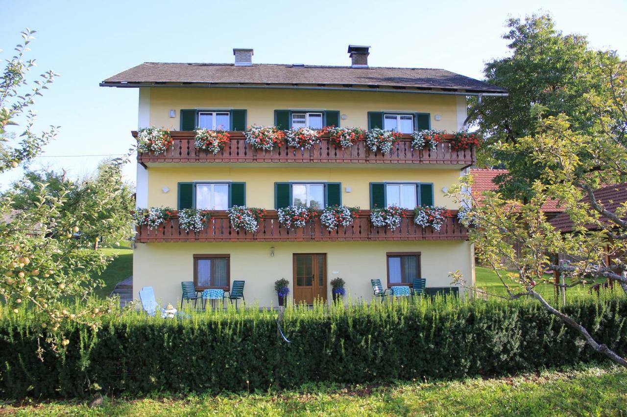 Kusternighof Hotel Velden am Wörthersee Exterior photo