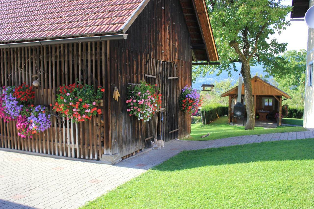Kusternighof Hotel Velden am Wörthersee Exterior photo